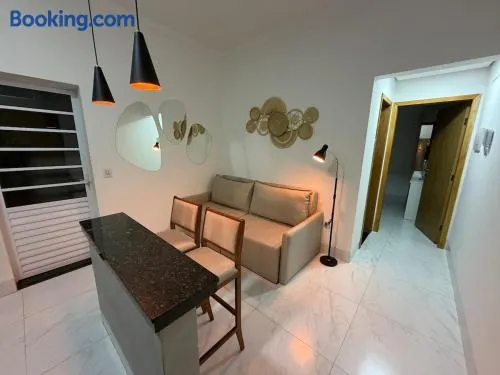 Apartamento no centro, acomoda até 4 pessoas - Image 1