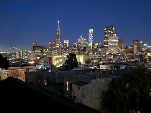 Charming 2BR Cottage with Bay and City Views-Gated Luxury Private Place - Image 1