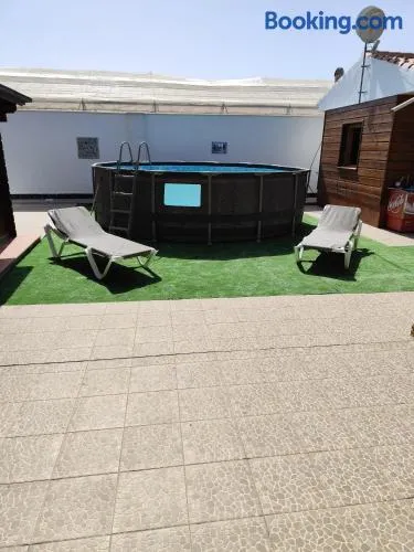 Casa de madera - Image 1