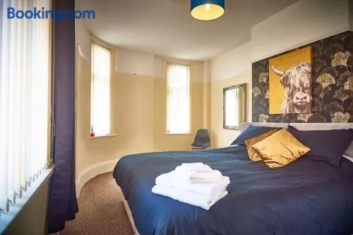 The Little Bear Apartment Birkdale Village - Image 1