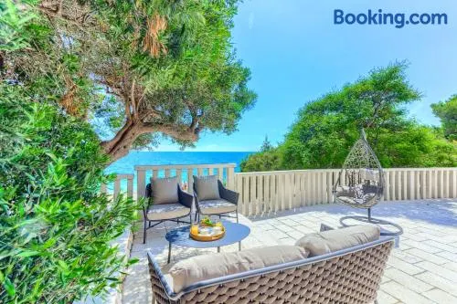 Luxury beach - Image 1