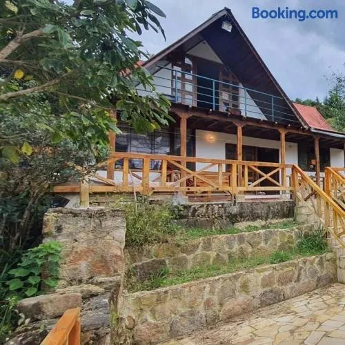 Cabaña Tipo Chalet - Image 1