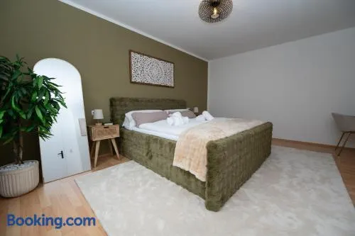 Green Mango - City Apartment mit Balkon - Image 1