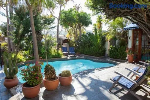 Portview and Brenwin Guesthouse - Image 1