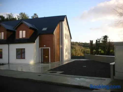 18 Carraig Naofa - Image 1