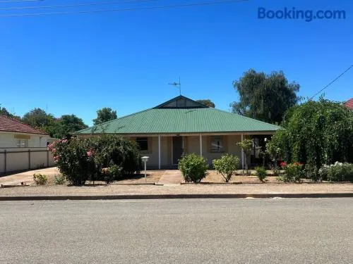North Parade Accommodation - Image 1