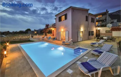 Three-Bedroom Holiday Home In Kastel Sucurac - Image 1