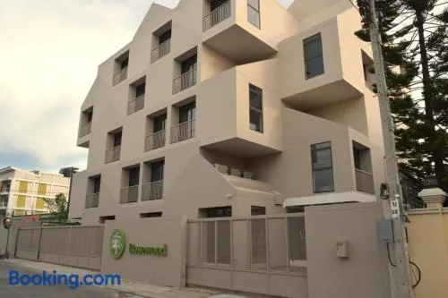 Rosewood Sridan - Image 1