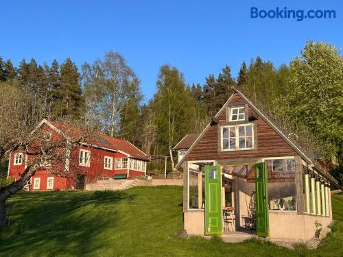 Brinkbacken, helt hus, fantastisk utsikt, stor tomt! - Image 1