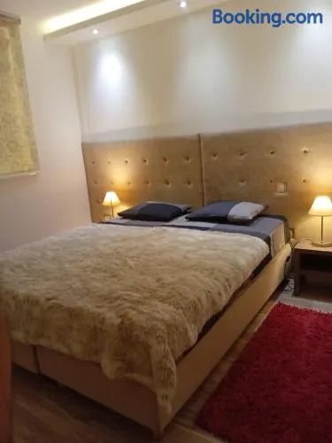 Senjak residence, apartment near Belgrade fair - Image 1