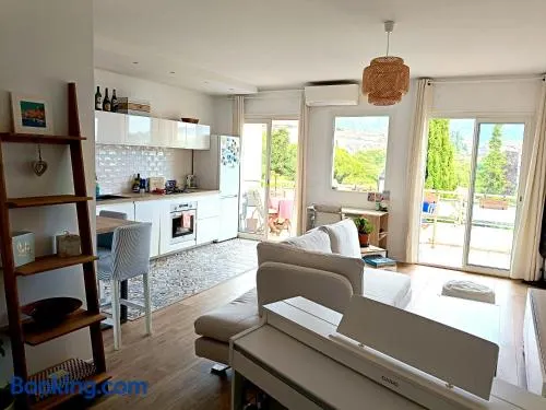 Stunning 2 bedroom apartment with Terrace and Sea view, Nice Cimiez Liberation - Image 1