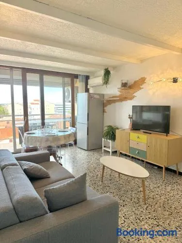 superbe t2 200 m de la plage 4SUF502 - Image 1