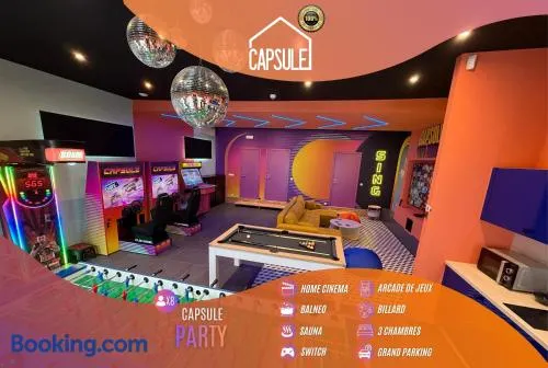 Capsule Party - Arcade Balnéo Karaoké billard babyfoot géant - Image 1