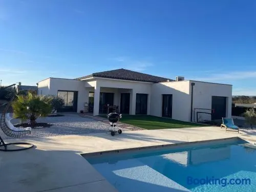 villa du canal piscine privée 175 m2 - Image 1