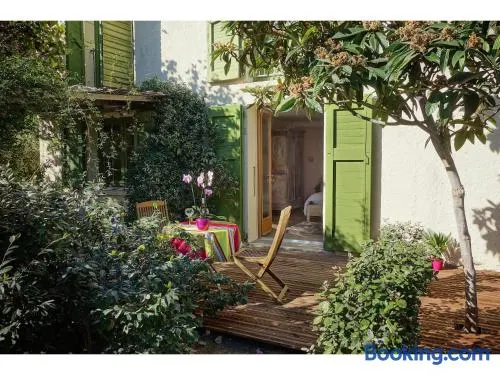 Les Jasmins - Image 1