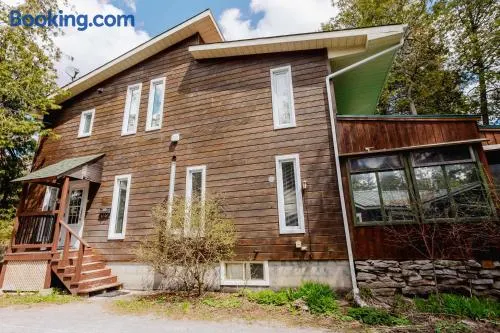 Spacious 3-Bedroom Main House in Bobcaygeon #12 - Image 1