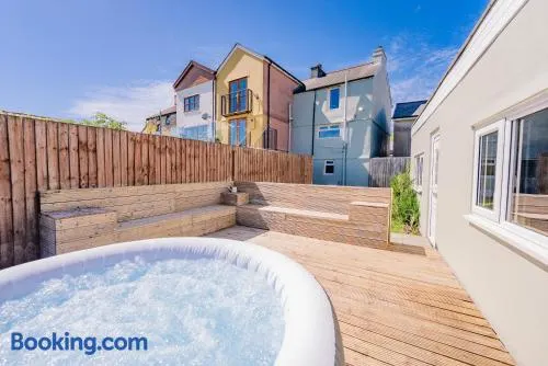 Stylish Cottage with Hot Tub & Countryside Views - Image 1