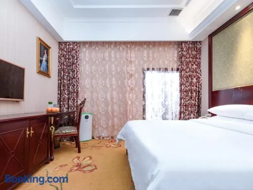 Vienna Hotel Shanghai Songjiang Wanda - Image 1