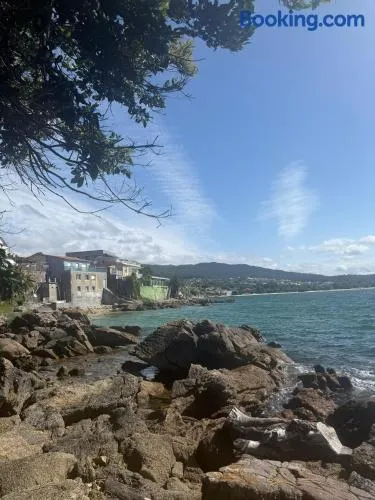 Casa con jardín y bajada al mar en Raxó - Image 1
