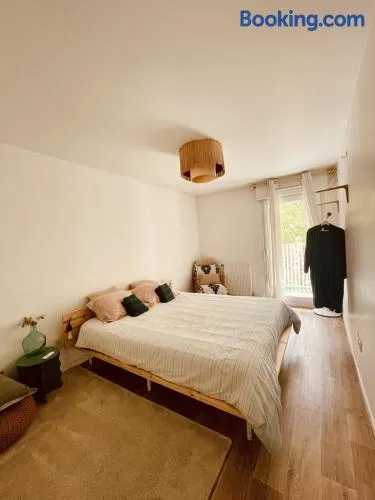 Logement chaleureux aux portes de Paris Appartement idéal pour les familles - Image 1