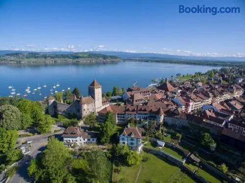 Appartement de 3 pièces, dans la maison familial à Morat-Murten, Fribourg-CH - Image 1