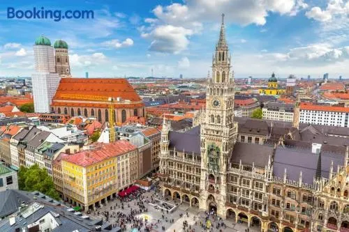 Nice and big Apartment for up to 10 people in a very good Location of Munich! Good for Oktoberfest! - Image 1