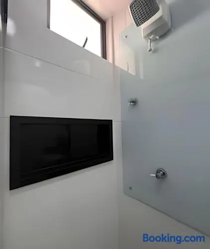 Flat 1 quarto completo para sua familia - Image 1