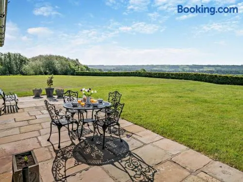 2 Bed in Otley oc-92378 - Image 1