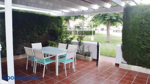 Chalet Adosado, con dos terrazas y piscina, - Image 1