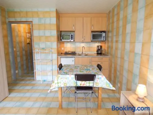 Studio charmant dans Brioude - 25 m² avec terrasse et parking - Image 1