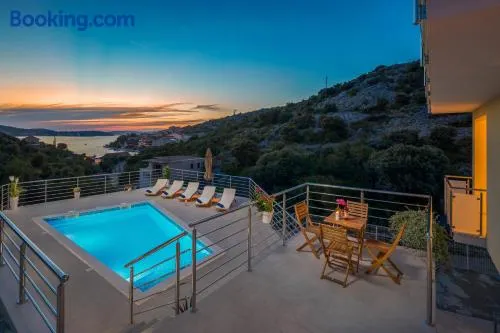 Villa Olive Tree - Image 1