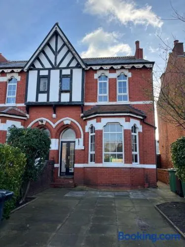 Chestnut House - Image 1