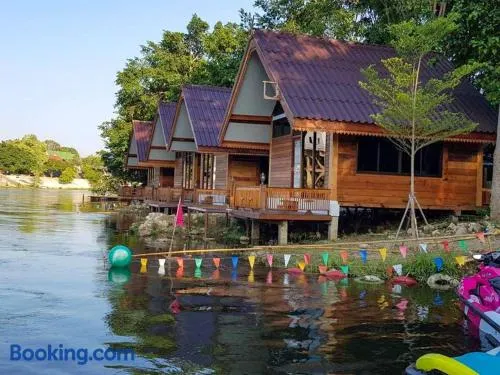 Pechpailin Resort - Image 1