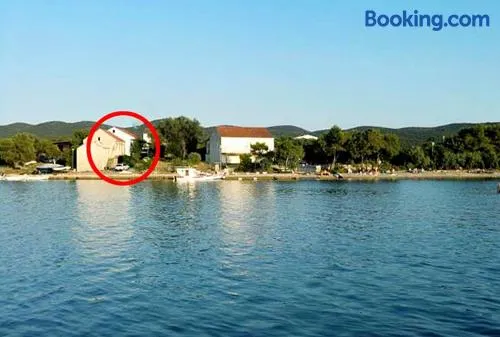 Apartments by the sea Loviste, Peljesac - 262 - Image 1
