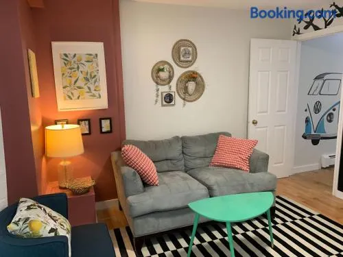 Vibrant and Funky Retreat on Fern Lane, Unit 1 - Image 1