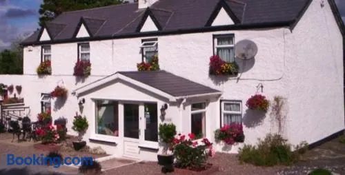 Castlemaine House B&B - Image 1