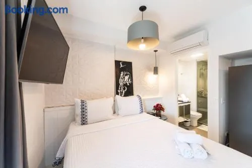 Rosemari's Apartments Studio Premium Republica SP com Piscina - Image 1