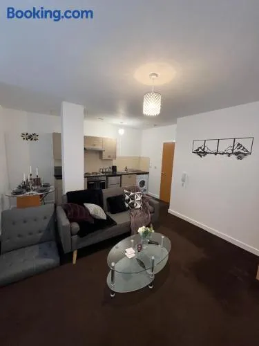 Opulent Stays - Image 1