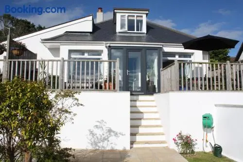 Linton Luxury Holiday Home - Image 1