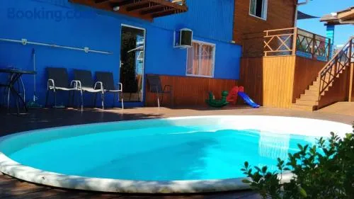 Casa próximo parque de eventos com piscina aquecida na temporada - Image 1