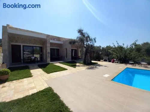 Zefiros Luxury Apartments - Image 1