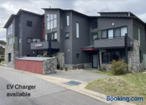 Blues Air 3 - Thredbo - Image 1