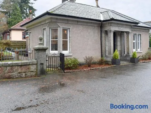 West Lodge - Image 1