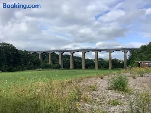 Aqueduct apartment near Llangollen - Image 1