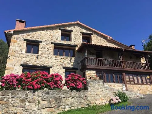 Casa vacacional Valles Pasiegos - Image 1