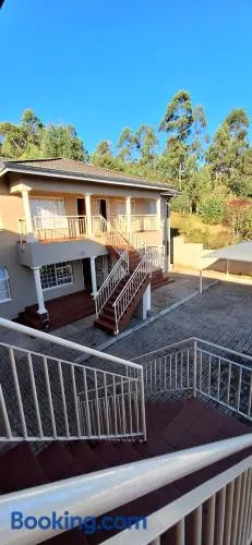 ENTIRE LUXURY APARTMENTS - Image 1