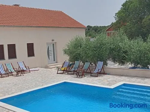 Kuća za odmor Mira blizu Biograda na moru - Image 1
