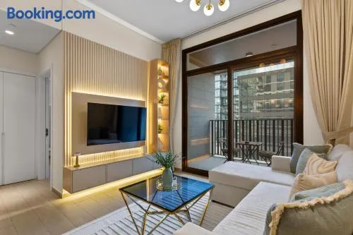 Art-Inspired 1 Bedroom in Wilton Terraces - Image 1