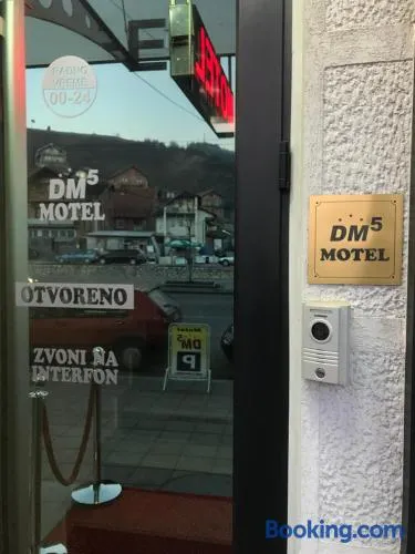 Prenociste&Restoran DM - Image 1