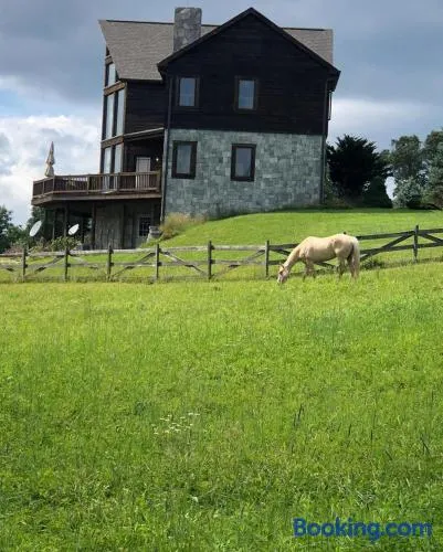 Country vacation home - Image 1